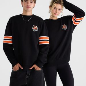 Cincinnati Bengals Striped Sleeve Crew Sweatshirt - Black