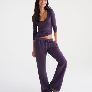 Long Sleeve Buttery Soft Seamless Sweetheart Tee - Blueberry