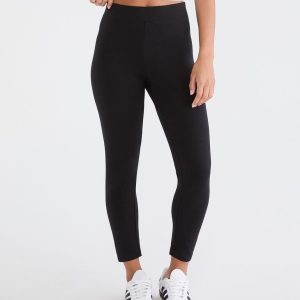 High-Rise Capri Leggings - Black Fox