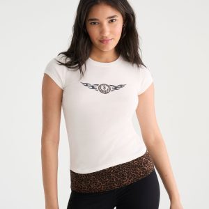 Déjà For Aero 8-Ball Graphic Baby Tee - Cream