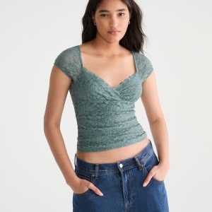 Déjà For Aero Short Sleeve Floral Lace V-Neck Top - Green