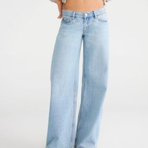 Super Low-Rise Ultra Wide Leg Jean - Light Wash