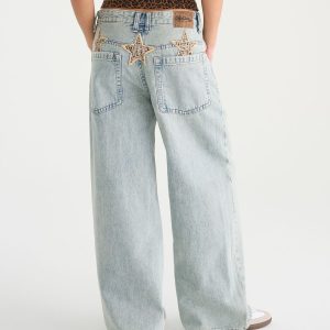 Déjà For Aero Low-Rise Super Baggy Leopard Stars Jean - Light Wash